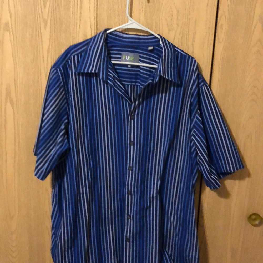 🎃4/20🎃Men’s 2X short sleeve button down shirt